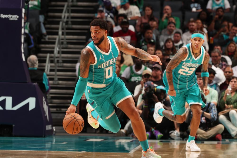 室内的鼓舞 室内的鼓舞