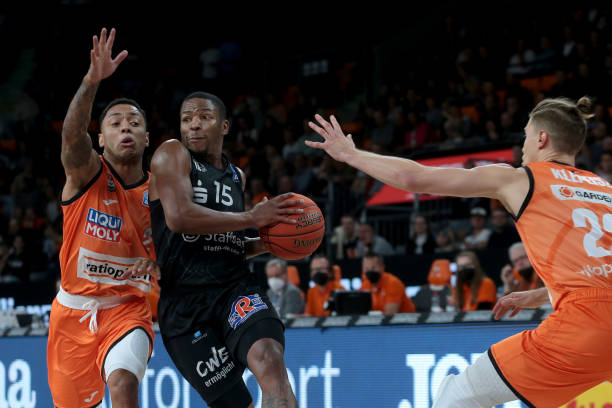 域无与伦比 域无与伦比